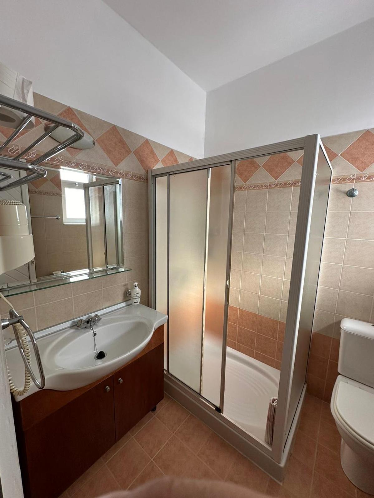 Apollonio Suites & Rooms Faliraki Rhodes Стая снимка