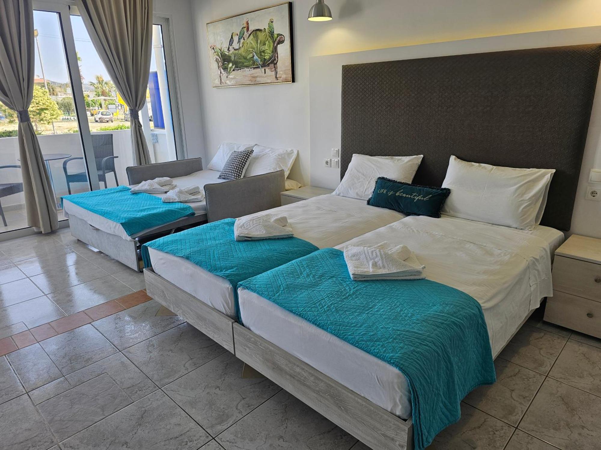 Apollonio Suites & Rooms Faliraki Rhodes Стая снимка